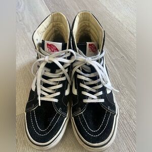 Vans high top sneakers - size 6 Men - 7 1/2 Women